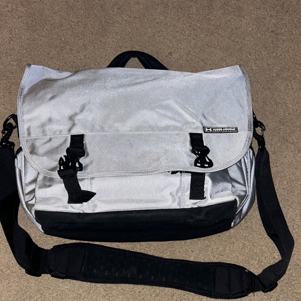 Under Armour Silver and Black Messenger Bag for Men - Crossbody Commuter